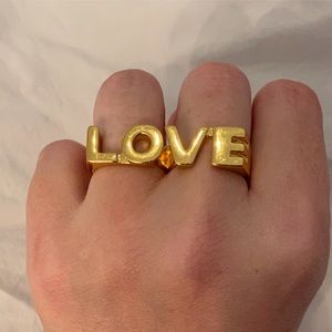 Double Finger LOVE Ring